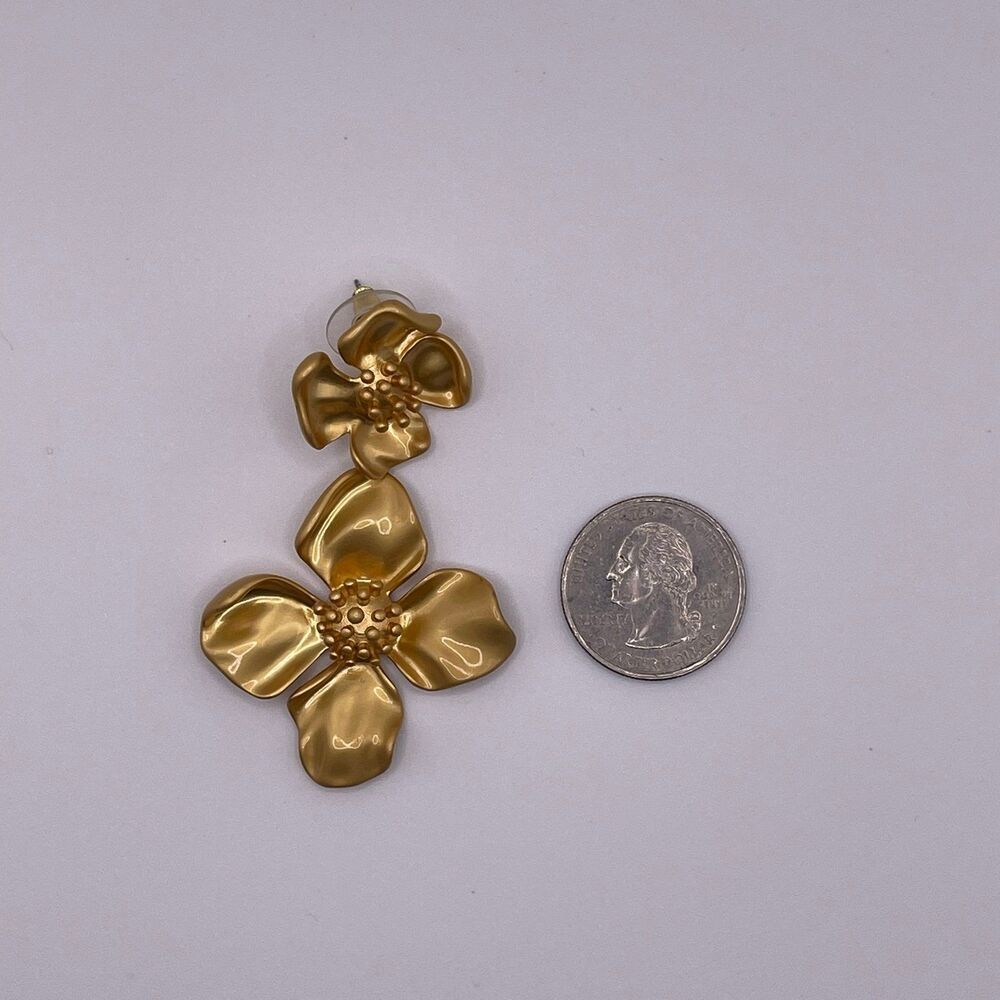 House of Harlow 1960 Matte Gold Blossom Drop Earrings - Picture 5 of 10